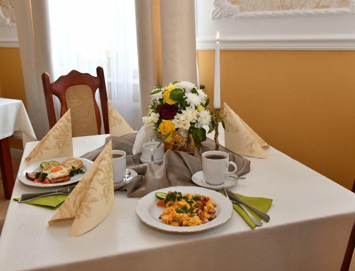 Arkadia Radziejow Bed and Breakfast Εξωτερικό φωτογραφία